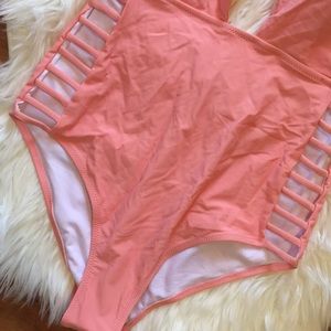 Cupshe Swim - Peach Cupshe Swimsuit Size M NWT Cupshe Swim - Peach Cupshe Swimsuit Size M NWT